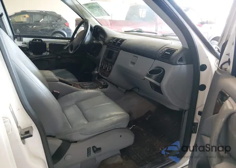 2004 Mercedes-Benz Ml 350 4Matic z USA, uszkodzony, nr VIN 4JGAB57E14A470188